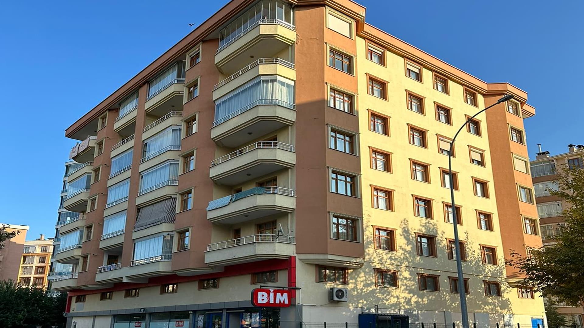 Proje 11 Ahmet Özcan